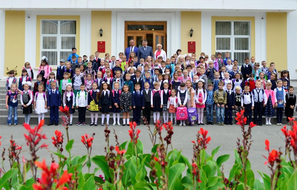 Татарстанские машиностроители помогают собрать в школу первоклассников