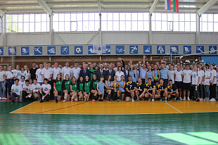 Соревнования по волейболу на призы республиканского общественного движения «Татарстан-новый век»