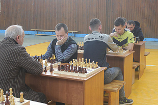Корпоративный «День здоровья» и соревнования по шашкам и шахматам среди женщин и мужчин