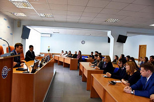 Студенты Казанского федерального университета познакомились с производством POZIS