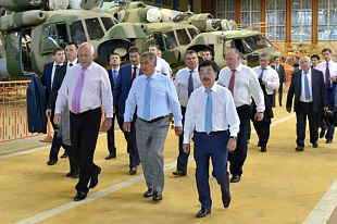 Глава госкорпорации «Ростех» посетил Казанский вертолетный завод
