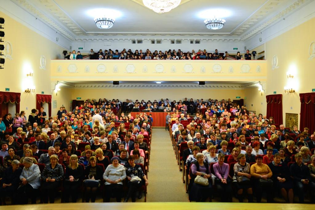 POZIS поздравил прекрасную половину предприятия всех поколений