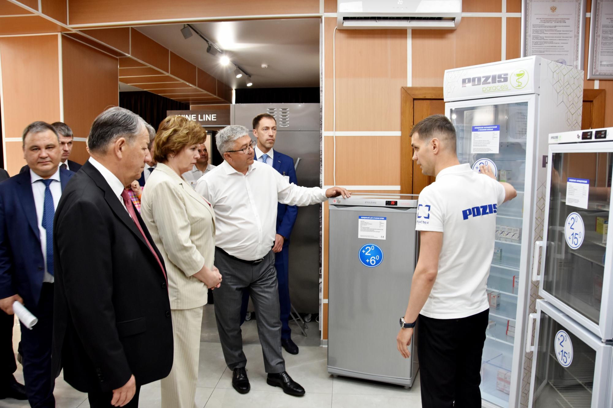  POZIS продемонстрировал производственные возможности главе Росздравнадзора 