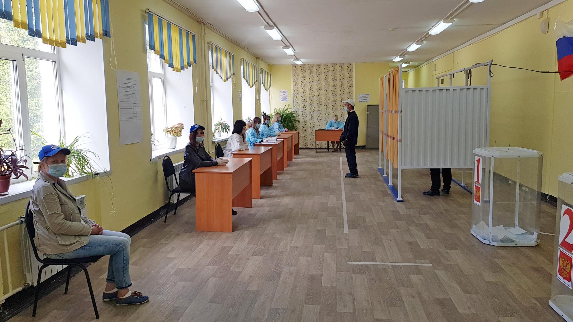 Татарстанские машиностроители приняли участие в голосовании по поправкам в Конституцию РФ Татарстанские машиностроители приняли участие в голосовании по поправкам в Конституцию РФ