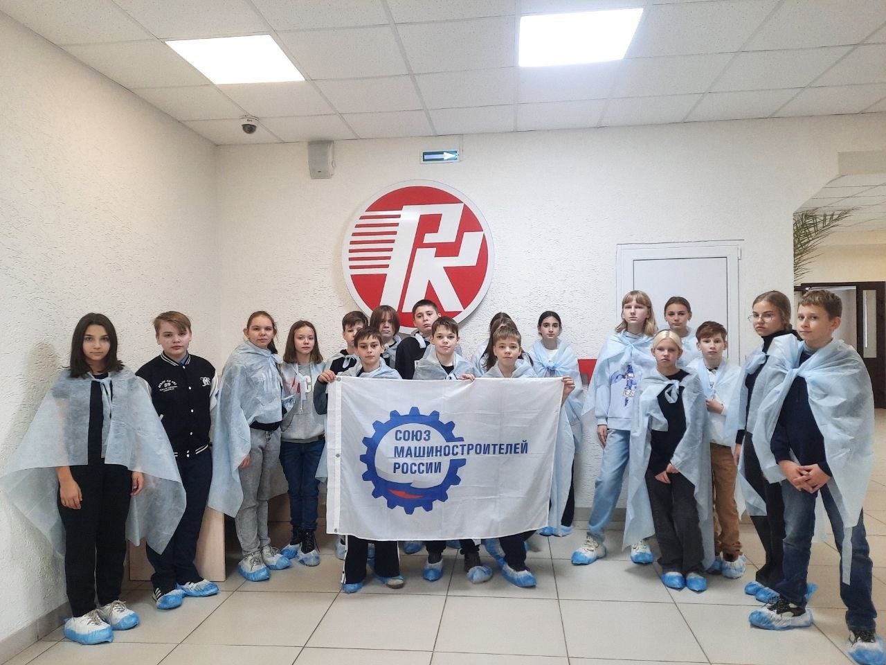 Почти полмиллиона школьников ознакомились с работой  предприятий СоюзМаш в текущем году