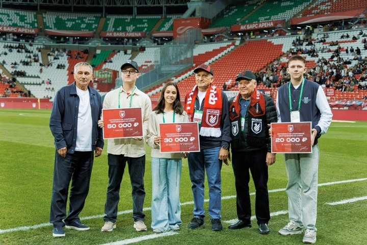 На стадионе «Ак Барс Арена» состоялась торжественная церемония награждения фан-клубов студенческих спортивных клубов города Казани по итогам завершившегося сезона На стадионе «Ак Барс Арена» состоялась торжественная церемония награждения фан-клубов студенческих спортивных клубов города Казани по итогам завершившегося сезона
