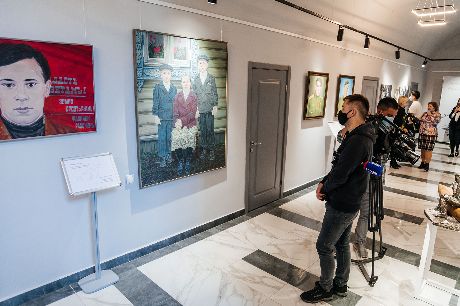 При партнерстве Татарстанского РО СоюзМаша России открыта художественная Галерея